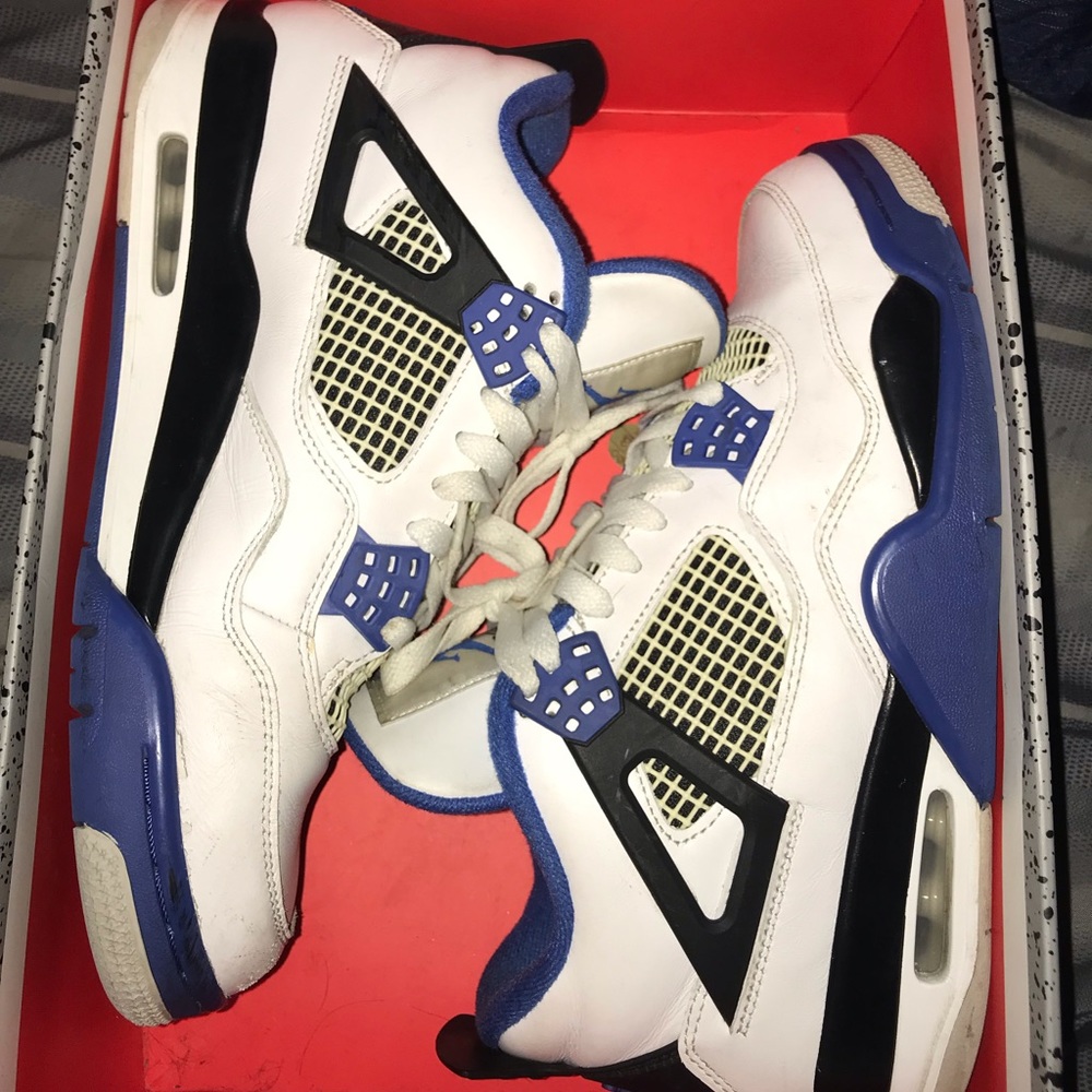 Jordan Retro 4’s